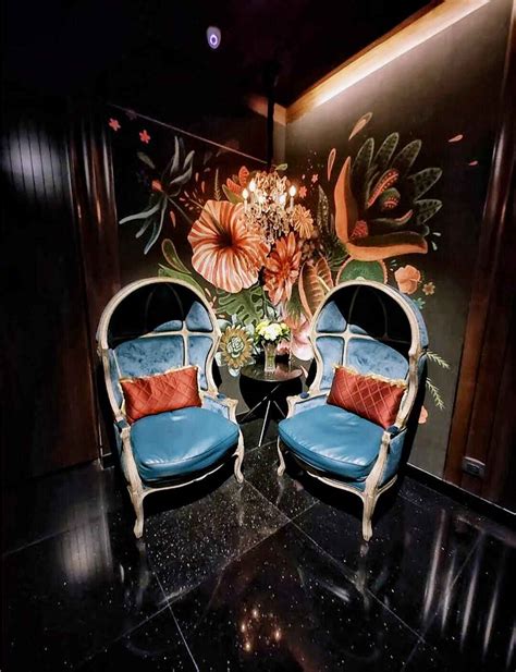 Top 7 Private Cabin Cafes and Restaurants for couples in Pune