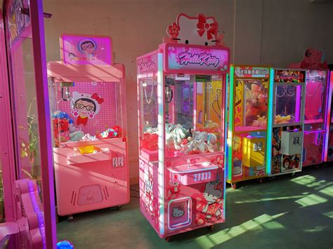 Hello Kitty Claw Machine 的图像结果