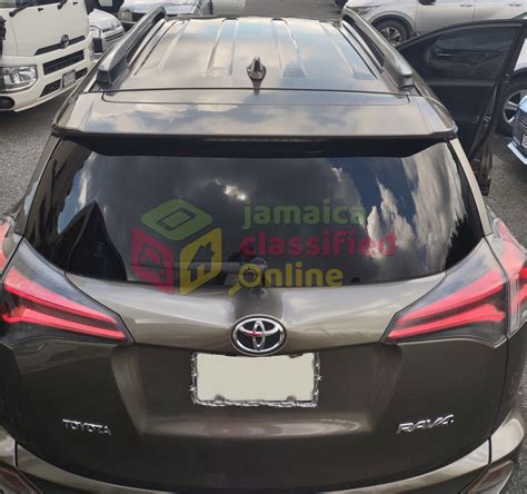 For Sale: 2017 Toyota Rav-4 - 3500000