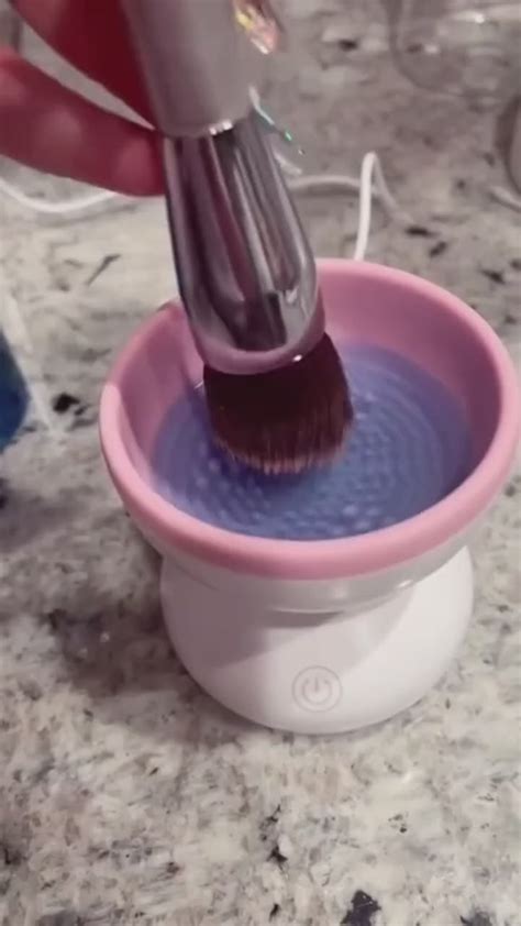 Mini Electric Makeup Brush Cleaner – RAP Beauty