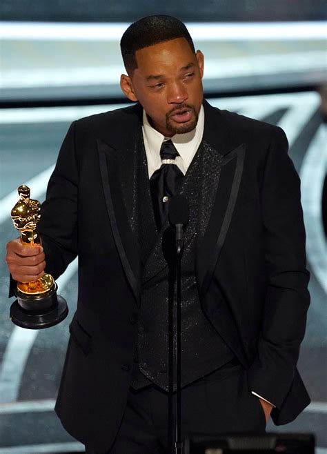 DIA keeps Pikes Peak shuttle lot open indefinitely | FOX31 Denver