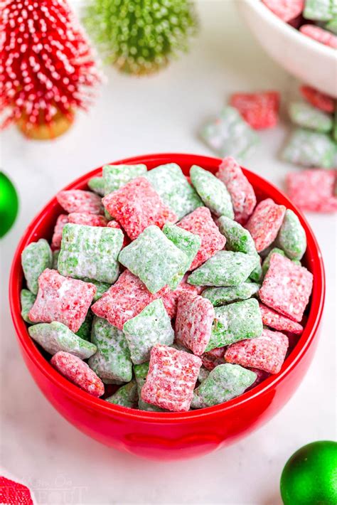 Christmas Puppy Chow - Mom On Timeout