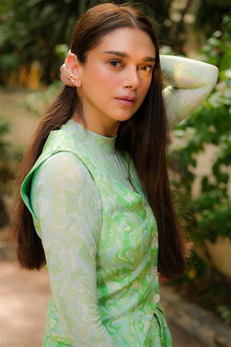 Aditi Rao Hydari Wearing Vaasket - Waistcoat - Print – Monokrom