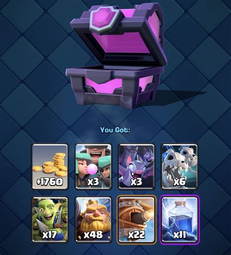 Anyone else’s chests look like this recently (bad) : r/Clash_Royale
