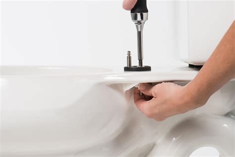 Youtube Tightening Toilet Seat at Rachel Vance blog