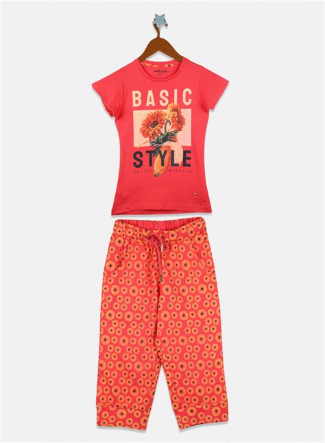 Buy Girls Dark Pink Printed Capri Set Online in India - Monte Carlo