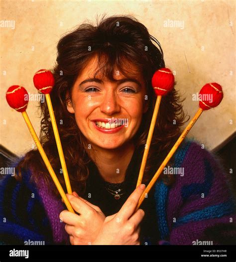 Evelyn Glennie deaf musician May 1990 holding drum sticks Stock Photo ...