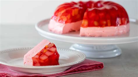 Retro Jello Mold Recipes: Classics from Grandma's Kitchen