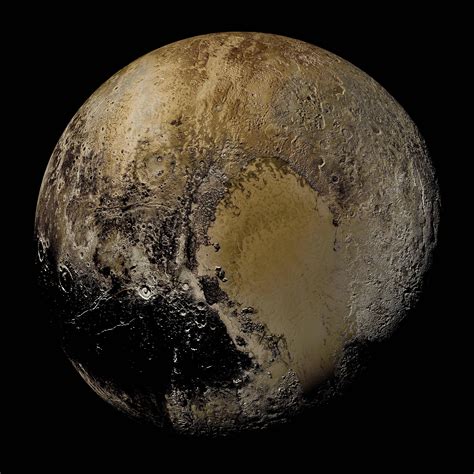 The clearest photos ever taken of Pluto were just combined to make this ...