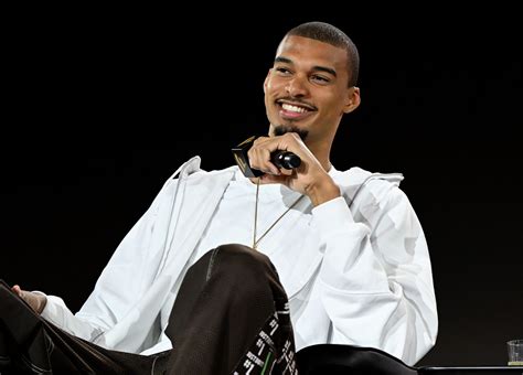 Victor Wembanyama recovers from blood clot, returns to Spurs