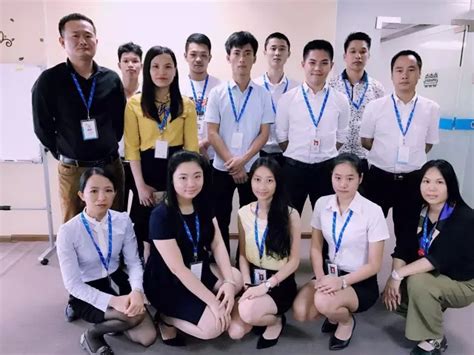 外国语学院师生团队参加2022年南宁市商业模式创新人才大赛-南宁师范大学
