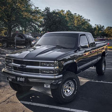 Top 10 Lifted Chevy Trucks Modified for Off-roading and Desert Racing | Lifted chevy trucks ...