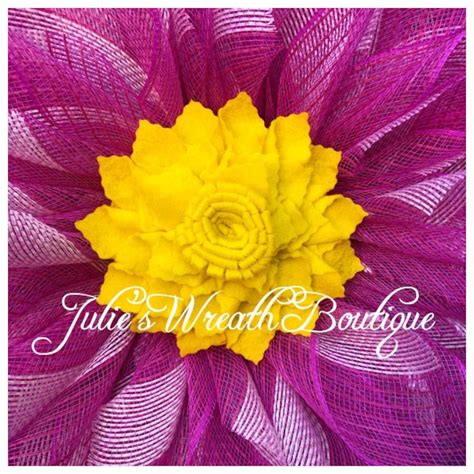 Laura Jean Wreath Tutorials 的图像结果