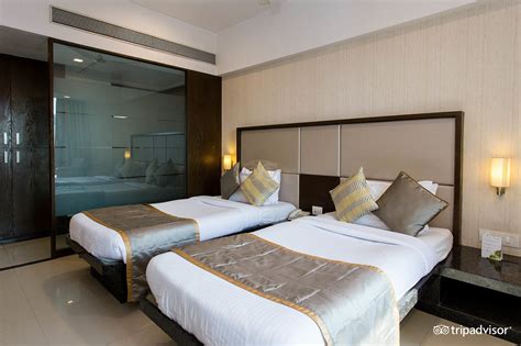 GCC HOTEL AND CLUB (Mira Bhayandar) - Hotel Reviews, Photos, Rate ...