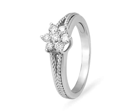 Advantages of Using Platinum Engagement Ring