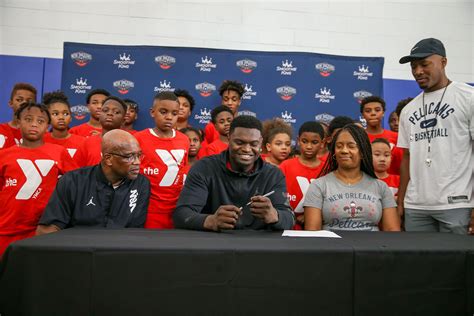 Photos: Zion Williamson signs contract extension with the New Orleans ...