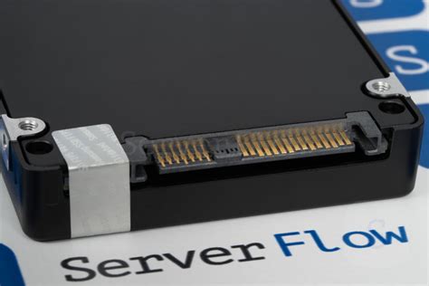 Различия интерфейсов SATA, SAS и NVMe для серверных SSD накопителей ...