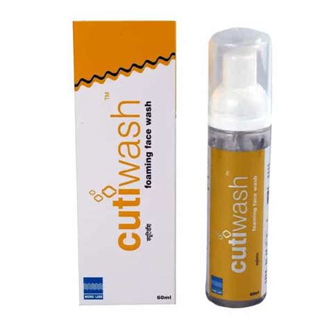 Buy AHAGLOW S BOTTLE OF 100ML FOAMING FACE WASH Online & Get Upto 60% ...