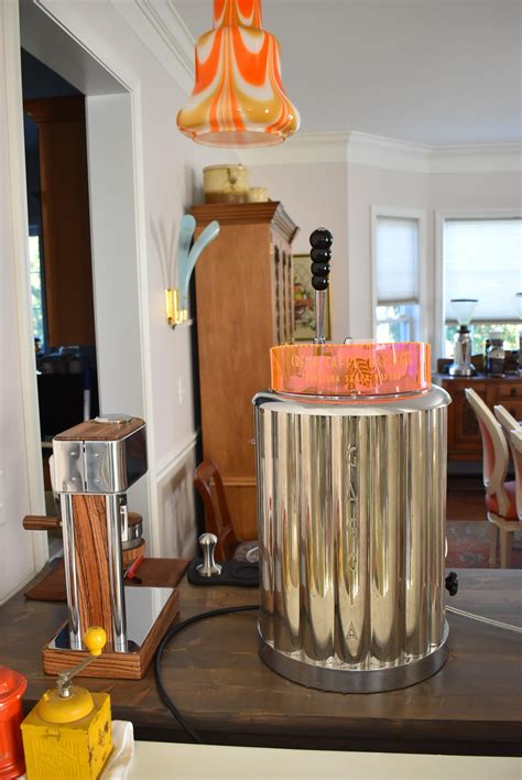 First Espresso Machine 的图像结果