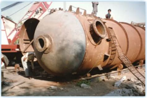 Image result for Paraj Distillation Column