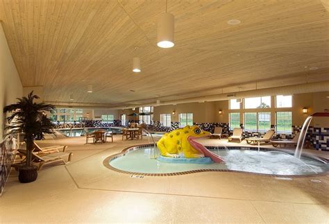 Country Inn & Suites By Carlson Portage Pool: Pictures & Reviews ...