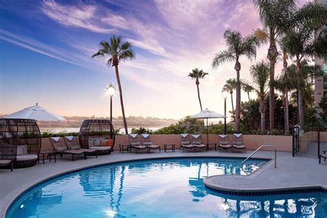 NEWPORT BEACH MARRIOTT BAYVIEW - Hotel Reviews, Photos, Rate Comparison ...