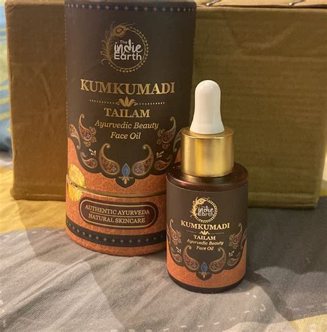 The Indie Earth Kumkumadi Tailam 30 ml An Ayurvedic Beauty Face Oil ...