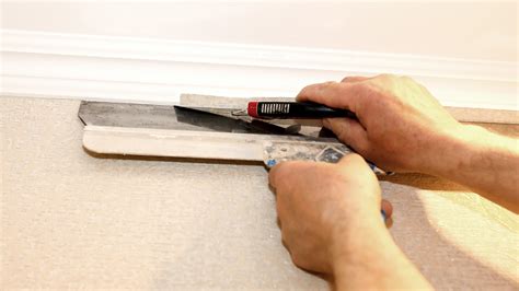 How much to wallpaper a room? Costs plus calculating wallpaper amount ...