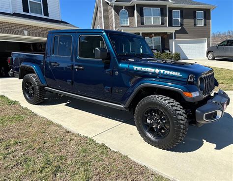 Jeep Color Fathom Blue