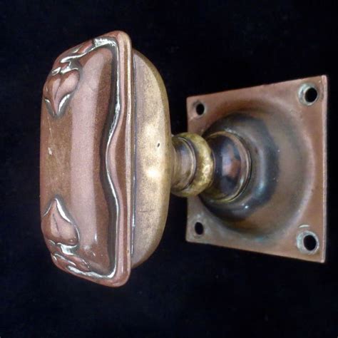 C-13230 - antiquedoorknobs.us