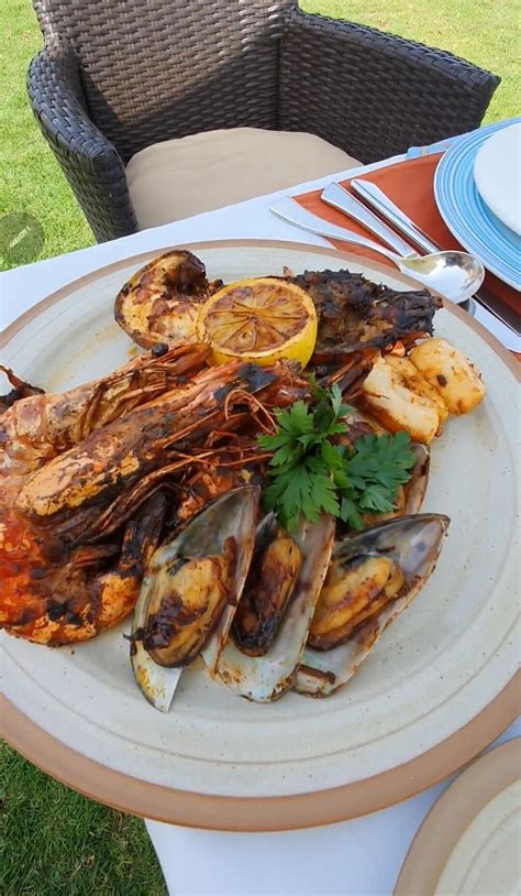 OCEANIC KHORFAKKAN RESORT & SPA (Khor Fakkan) - Hotel Reviews, Photos ...