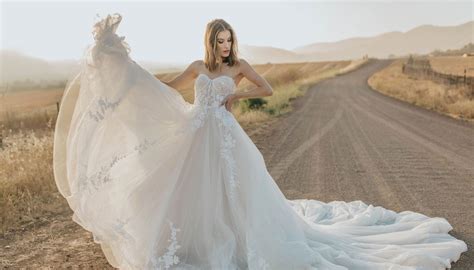 Wedding Dresses - The White Flower - San Diego, CA