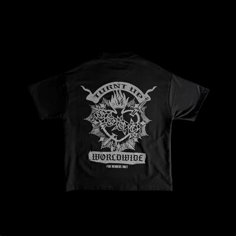 T-shirt – TURNT UP CLOTHING