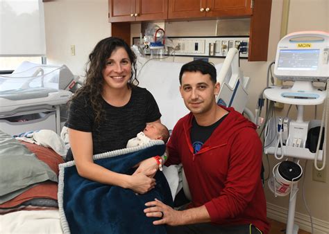 Naval Medical Center Camp Lejeune welcomes New Year’s baby > 51st ...