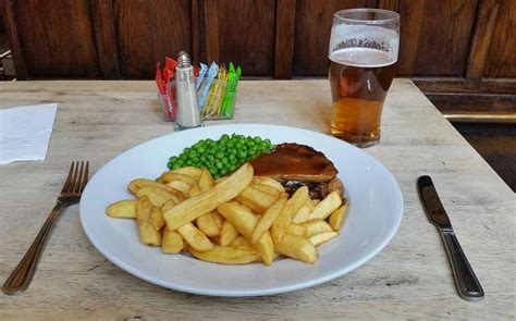 THE RED LION HOTEL (Wirksworth) - Hotel Reviews & Photos - Tripadvisor