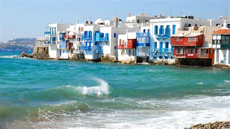 The Real Meaning of the Greeting "Yasou" in Greece