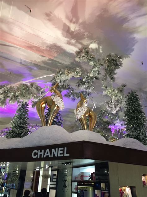 christmas decorations 5th avenue