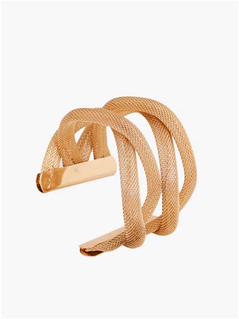 Exquisite Golden Bracelet – KAZO