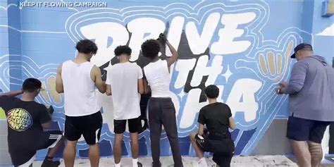 Mural painting at Waianae High School