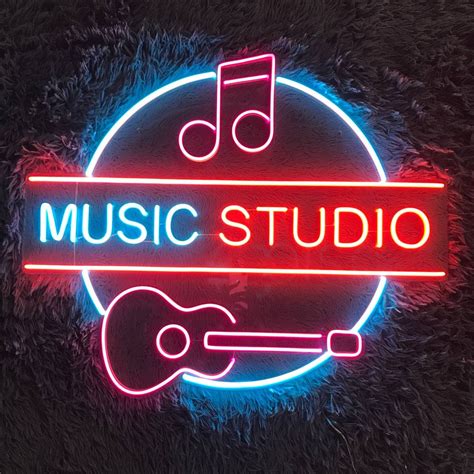 Music Store Sign 的图像结果