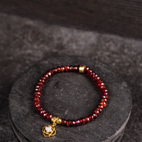 Buy Garnet Stones Online at Best Price