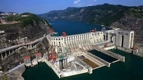 中国之“最” ｜拦洪削峰，兴利除患，造福人类的中国水电站_腾讯新闻