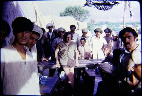 Photos of a forgotten Pakistan: bellydancers in nightclubs, Hollywood ...