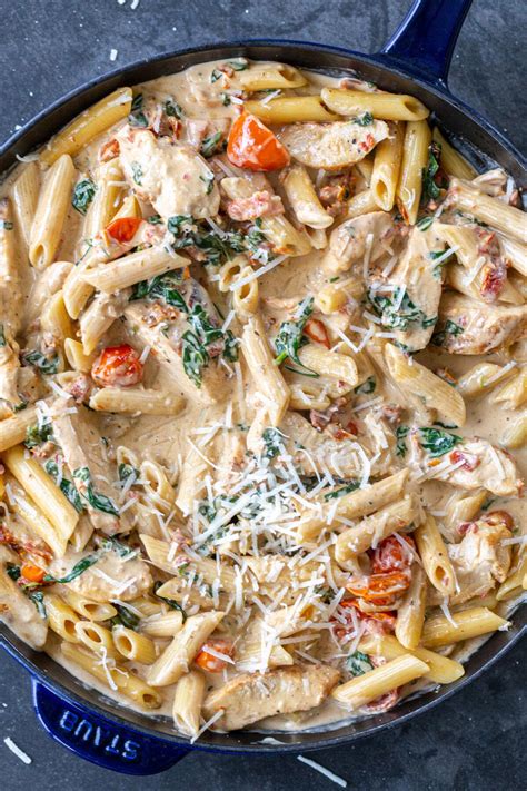 Creamy Chicken Pasta Recipe - Momsdish