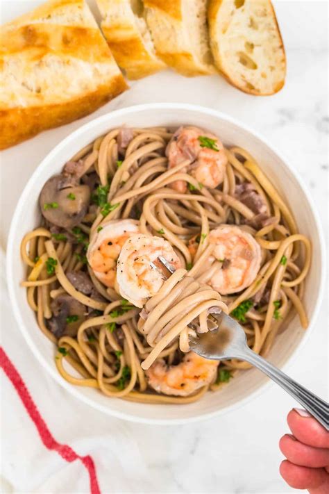 Shrimp & Mushroom Pasta In Wine Cream Sauce - Cheerful Cook