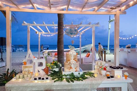 AQUARENA, Los Roques National Park - Restaurant Reviews, Phone Number ...