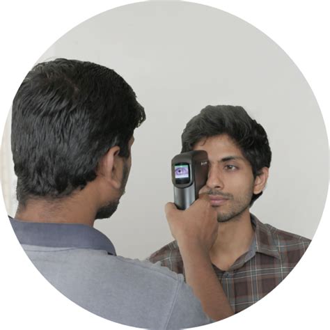 Remidio Instaref R-20 | Portable Autorefractometer