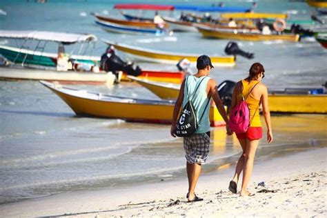 Kuala Besut Jetty to Kuala Lumpur City 1-way Transfer | Malaysia