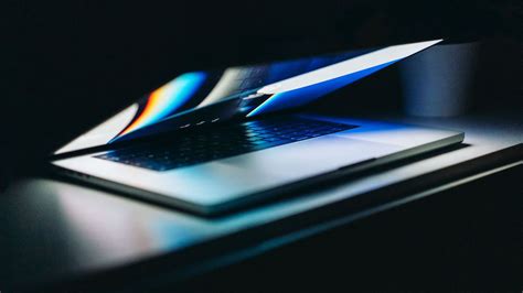 Biggest Laptop in the World 的图像结果