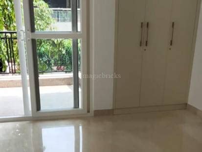 Buy 3 BHK Flat/Apartment in Greater Kailash Builder Floors R Block ...